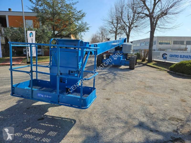 Piattaforma aerea Genie S85 4 WD