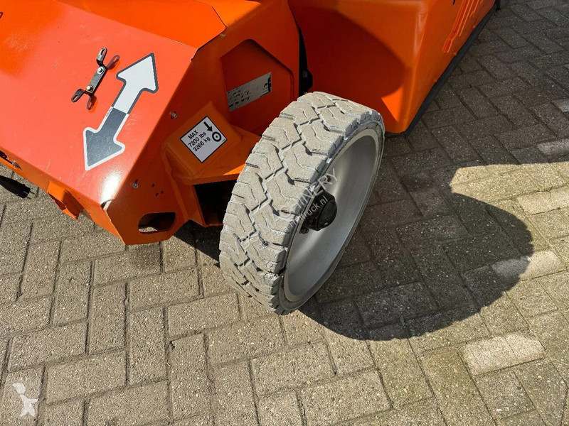 Piattaforma aerea JLG Hoogwerker Knikarmhoogwerker