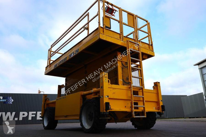 Piattaforma aerea JLG Diesel, 4x4 Drive, 22.3m...