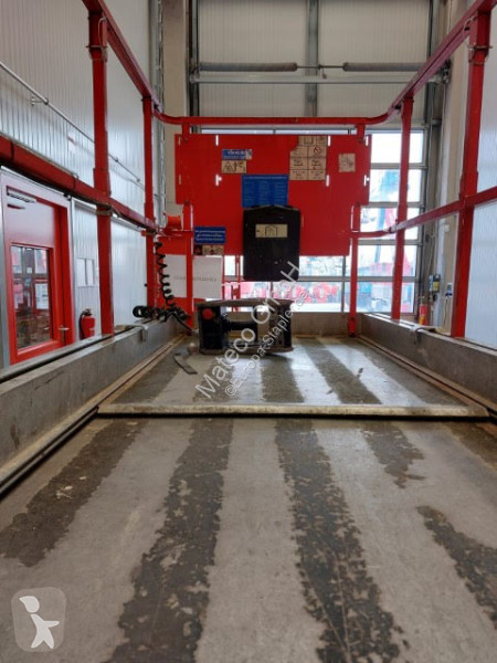 Piattaforma aerea JLG