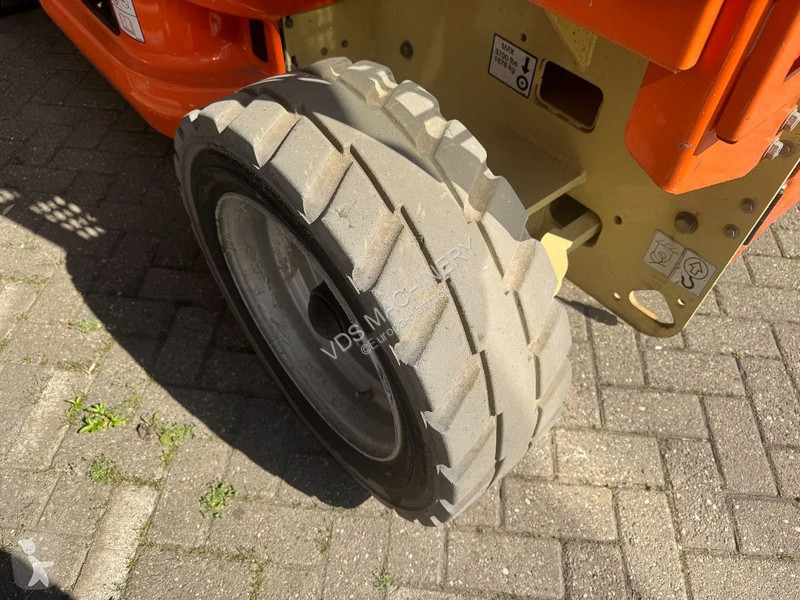 Piattaforma aerea JLG Hoogwerker Schaarhoogwerker