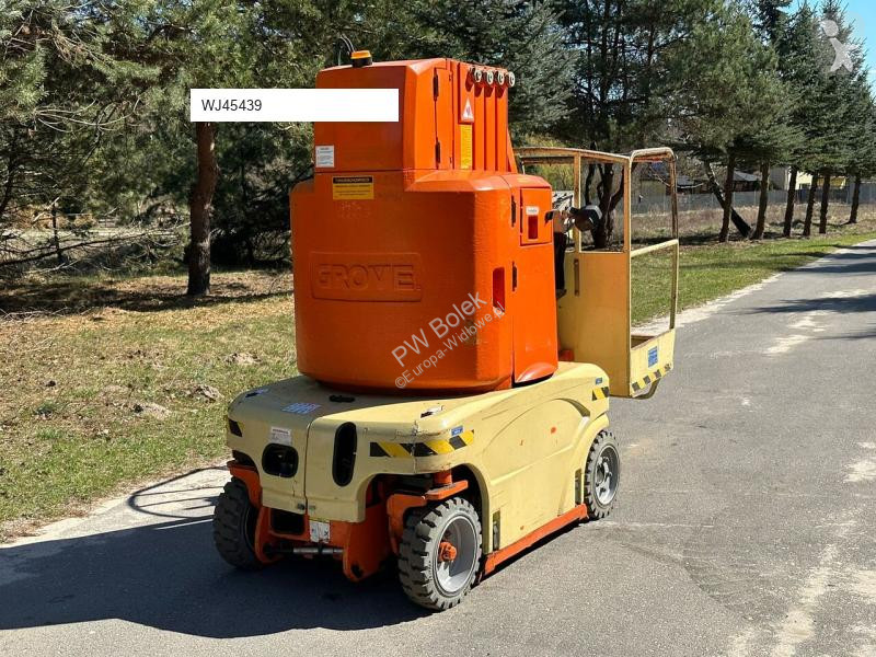 منصة تلسكوبية Grove Toucan 1010