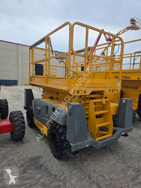 Plataforma elevadora Haulotte Compact 12 dx año...