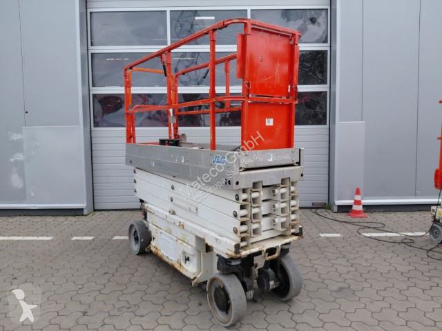 Piattaforma aerea JLG