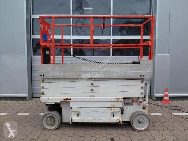 Piattaforma aerea JLG