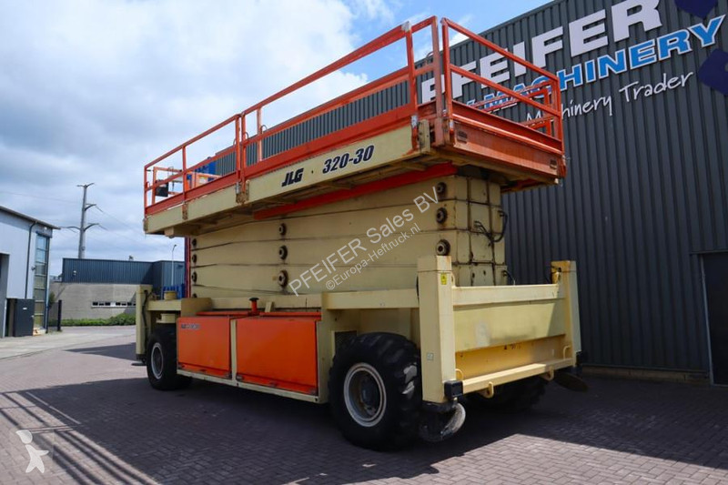 Vysokozdvižná plošina JLG SL320-30 Diesel, 4x4...