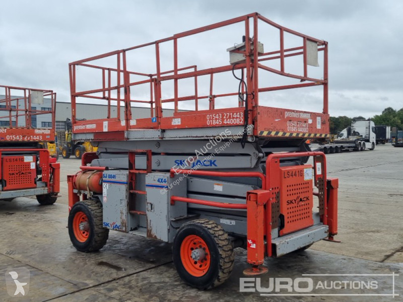 Plataforma  SJ8841