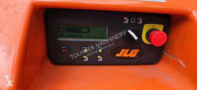 Hoogwerker JLG mast hoogwerker