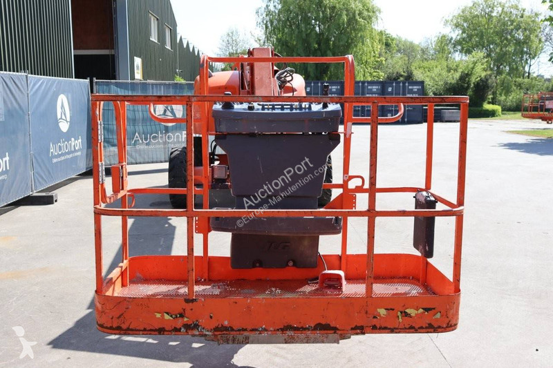 Hoogwerker JLG 460SJ
