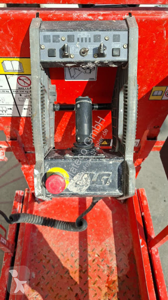 Piattaforma aerea JLG