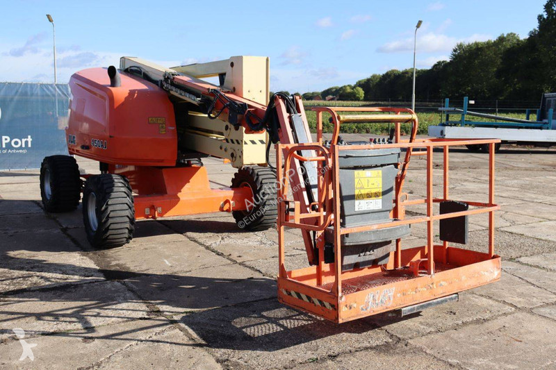 Nacela JLG 450AJ