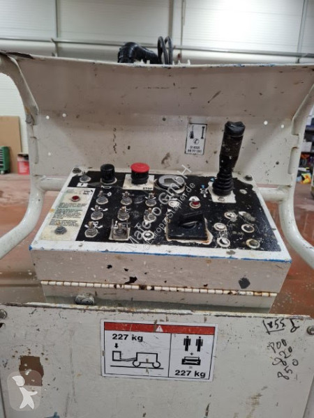 منصة تلسكوبية Genie Z30/20N