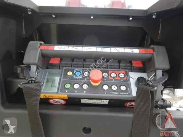 منصة تلسكوبية Hinowa  LIGHTLIFT 15.70