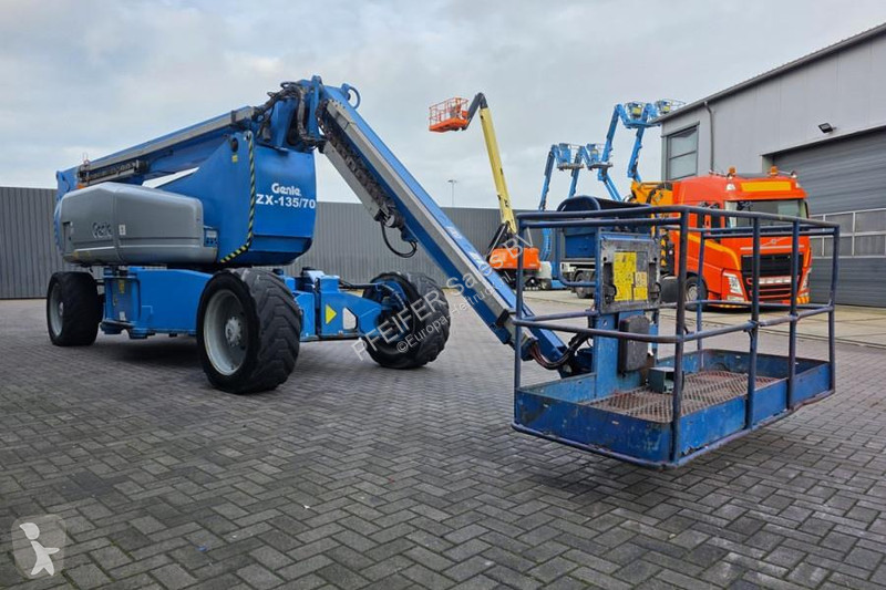 منصة تلسكوبية Genie ZX135/70 Diesel, 4x4x4...