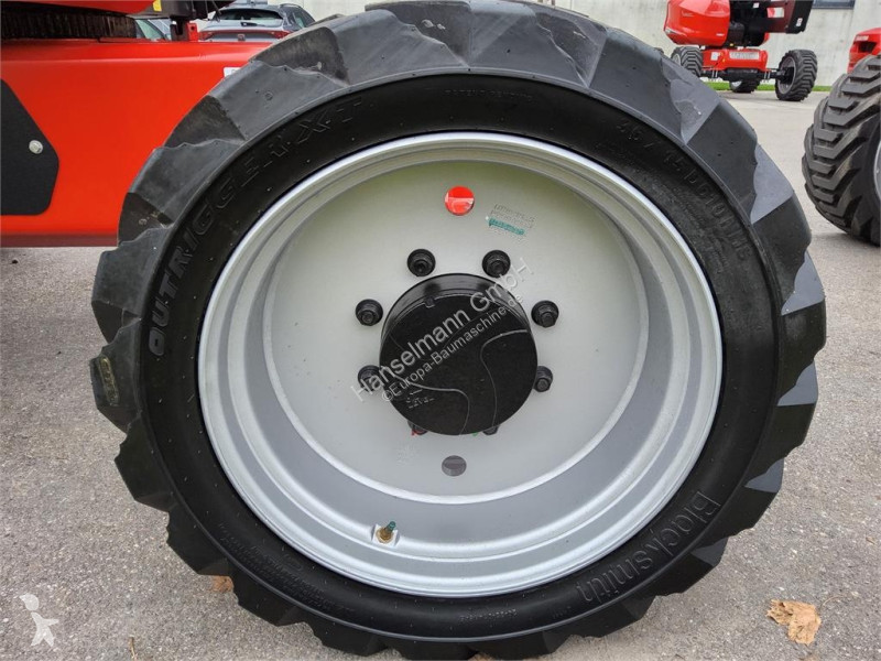 منصة تلسكوبية Manitou