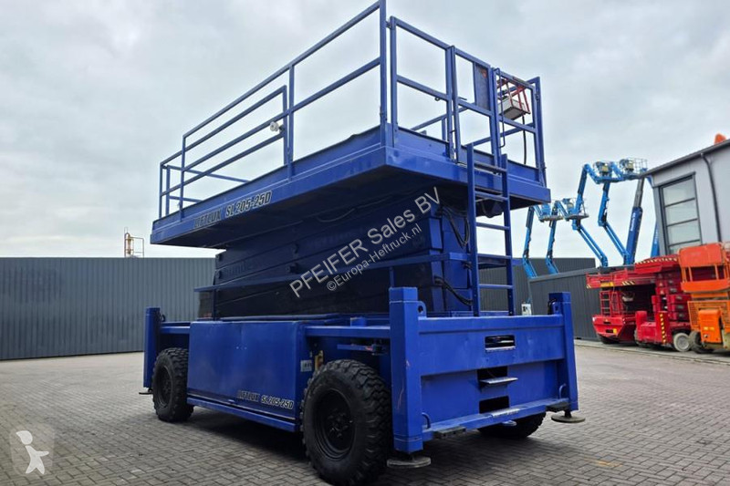Вишка Liftlux SL205-25D4WDSP NEW TYRES, Diesel,...