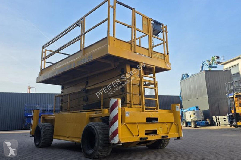 منصة تلسكوبية Hollandlift Combistar B-195DL25...