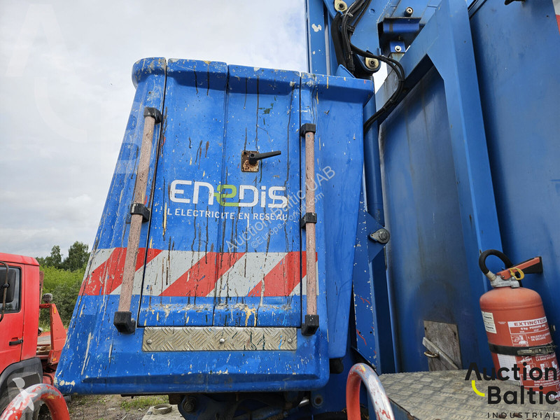 Lift Iveco 100E 18