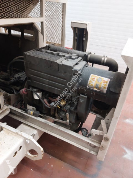 منصة تلسكوبية Genie GS4390