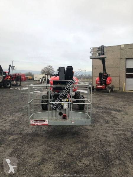 منصة تلسكوبية Manitou