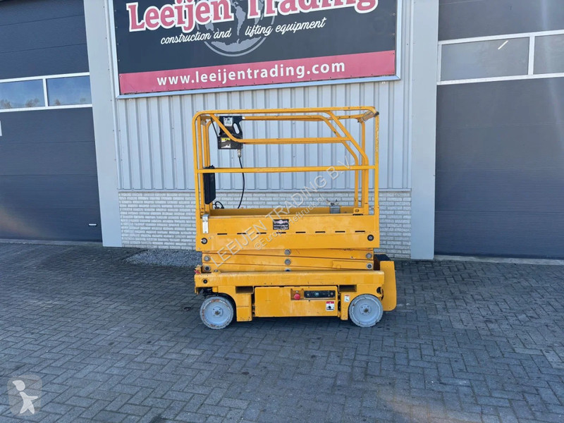 منصة تلسكوبية Haulotte Electric scissorlift,...