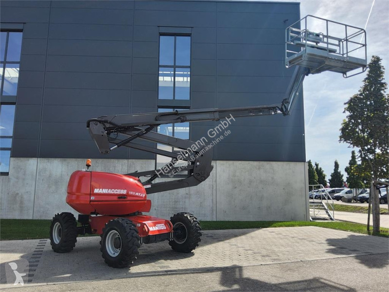 منصة تلسكوبية Manitou Plus