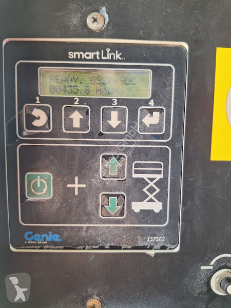 منصة تلسكوبية Genie GS2669