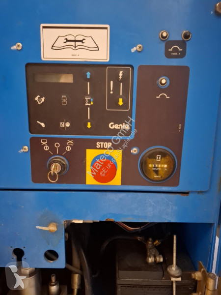 منصة تلسكوبية Genie GS4390