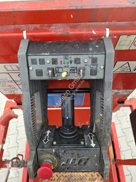 Plataforma elevadora JLG