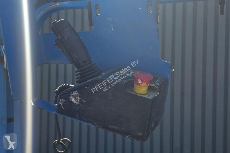 منصة تلسكوبية Genie GS3246 Electric, Working...