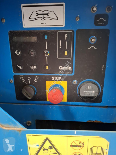 منصة تلسكوبية Genie GS4390