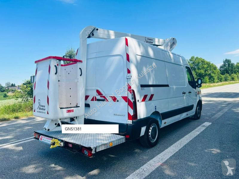 Lift Renault 121ft