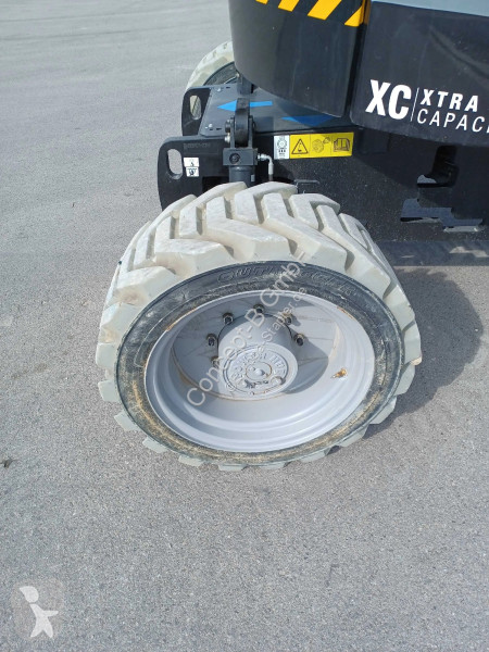 منصة تلسكوبية Genie Z45 XC