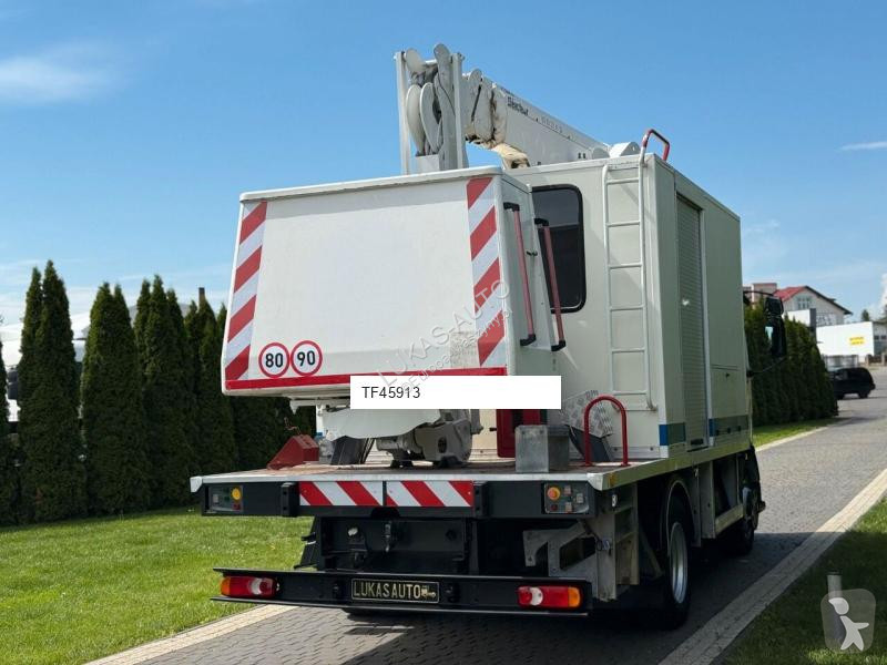 Camion Renault MIDLUM 180 LIFT 18 M FRANCE...