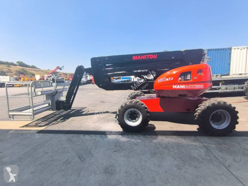 Автовышка Manitou