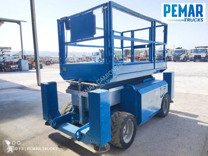 منصة تلسكوبية Genie GS3268RT