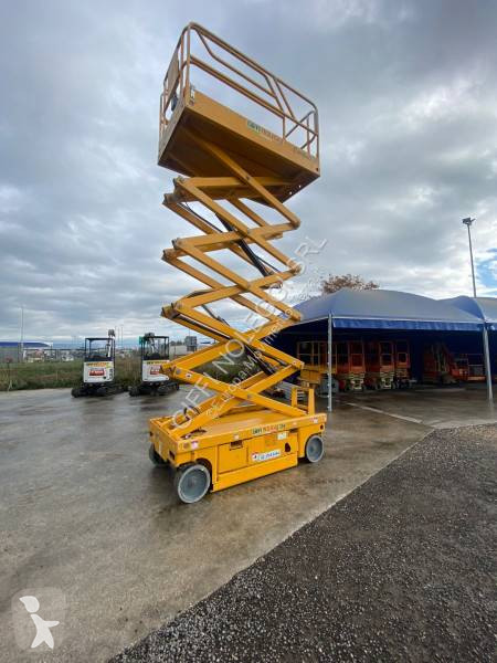 منصة تلسكوبية Haulotte COMPACT 12