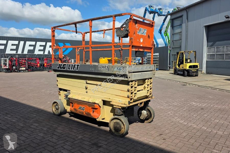 منصة تلسكوبية JLG Electric, 11.7m Working...