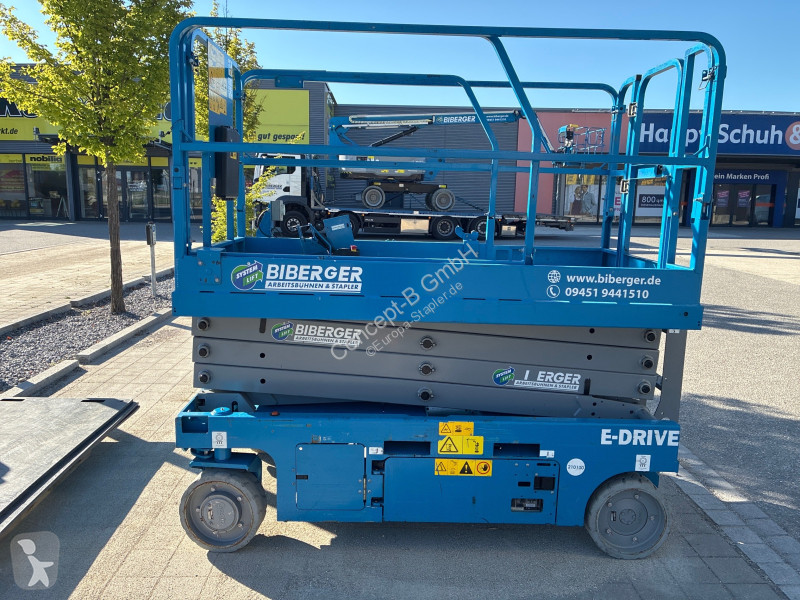 منصة تلسكوبية Genie GS 2646 E-Drive
