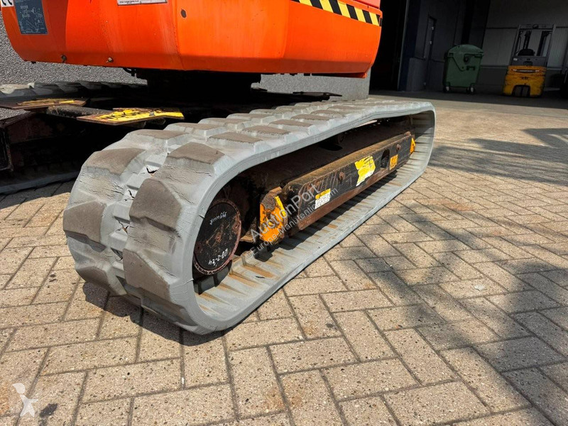 Автовышка Hitachi HX99B-2