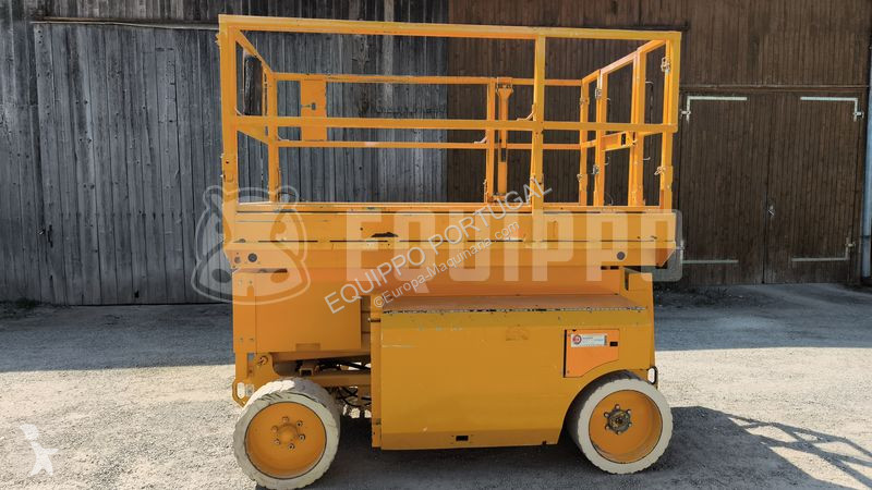 Plataforma Genie GS-3268 DC