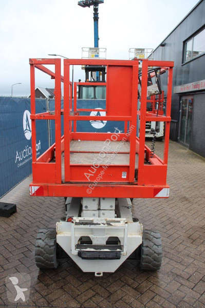 Plataforma elevadora Hollandlift MONOSTAR V-SAEL14