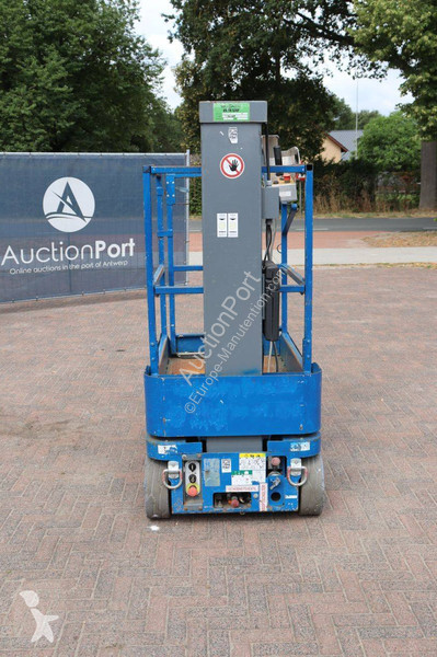 Plataforma elevadora Skyjack SJ12