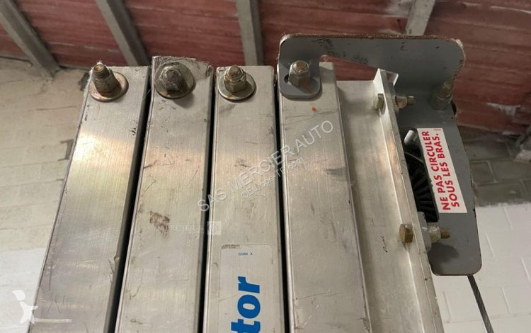 Автовишка Genie leve materiaux vertical