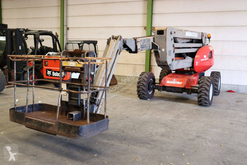 Plataforma elevadora Manitou