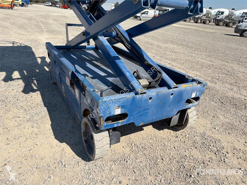 升降机 Haulotte Electric Scissor Lift