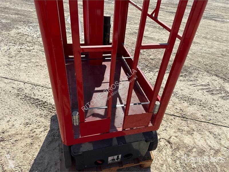 升降机 Bravi LUI S.I. 220 Vertical Mast Lift