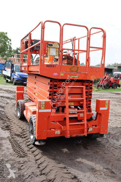 升降机 JLG M4069