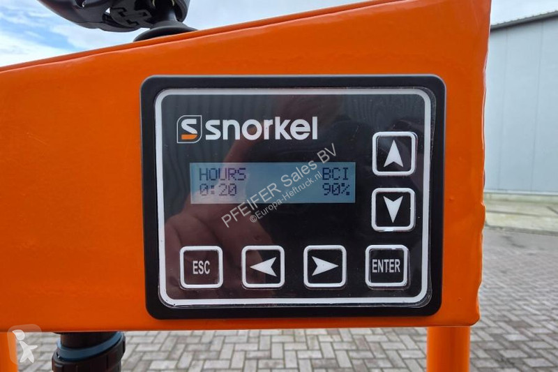 Emelőkosár Snorkel S3010E New, Self-Propelled...
