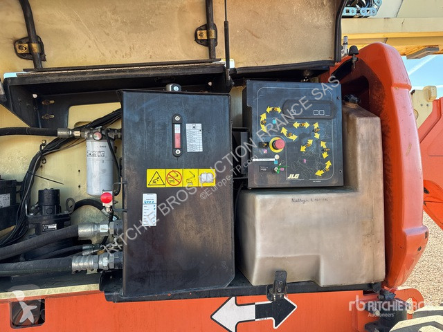 Plataforma elevadora JLG